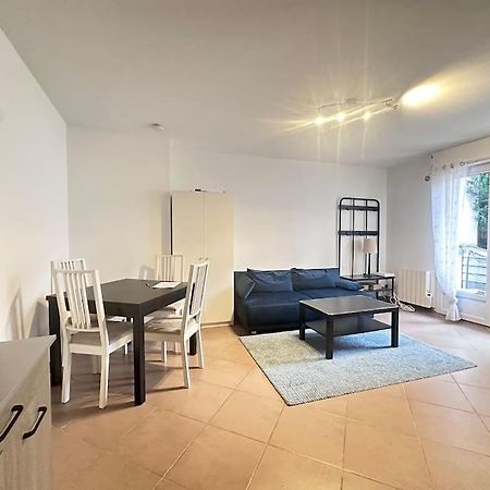 Appartement F3, 2 Chambres イヴリー＝シュル＝セーヌ エクステリア 写真