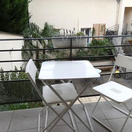 Appartement F3, 2 Chambres イヴリー＝シュル＝セーヌ エクステリア 写真