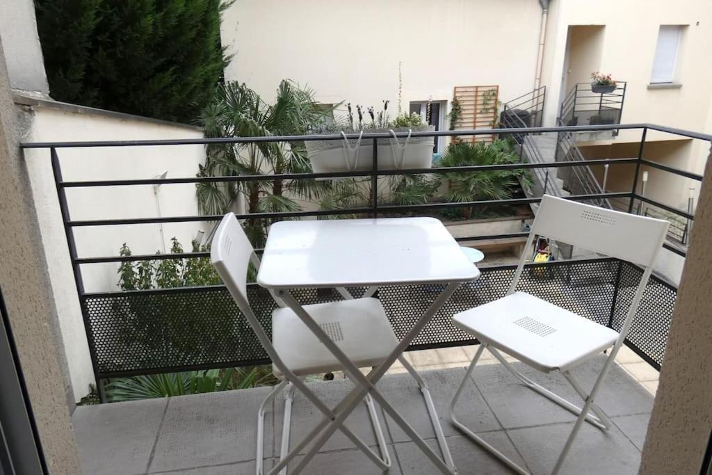 Appartement F3, 2 Chambres イヴリー＝シュル＝セーヌ エクステリア 写真